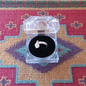 Sterling Silver 925 Band With A Dangling Heart New